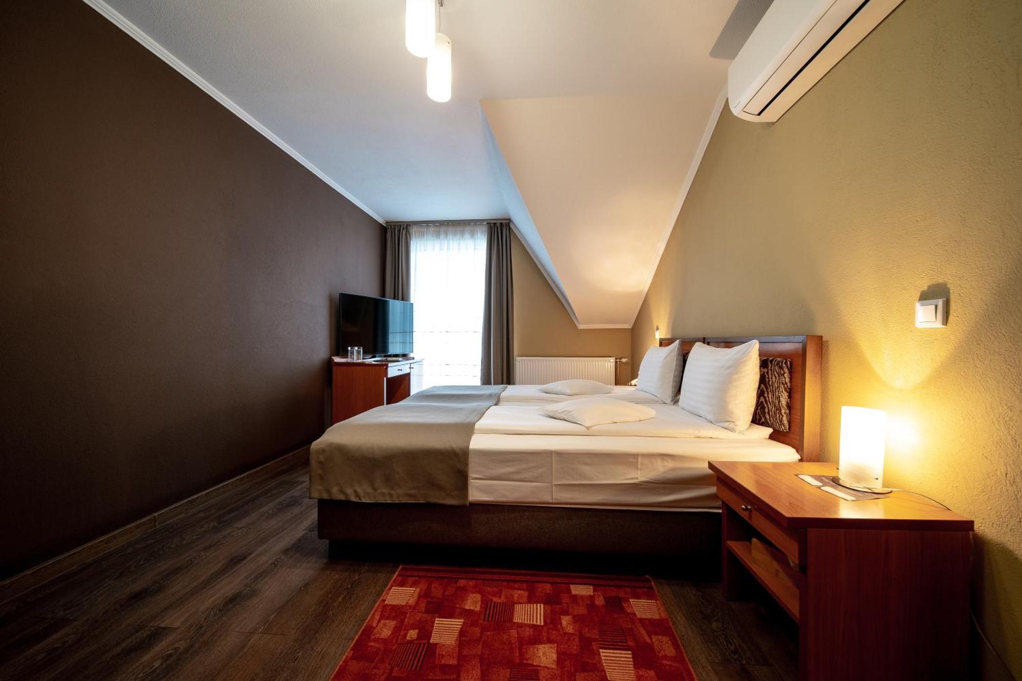 Areo Hotel & Restaurant Bradesti Dış mekan fotoğraf